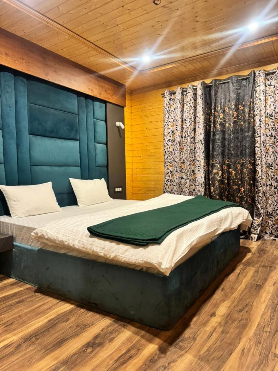 Birdsong Villa Pahalgam Exterior photo