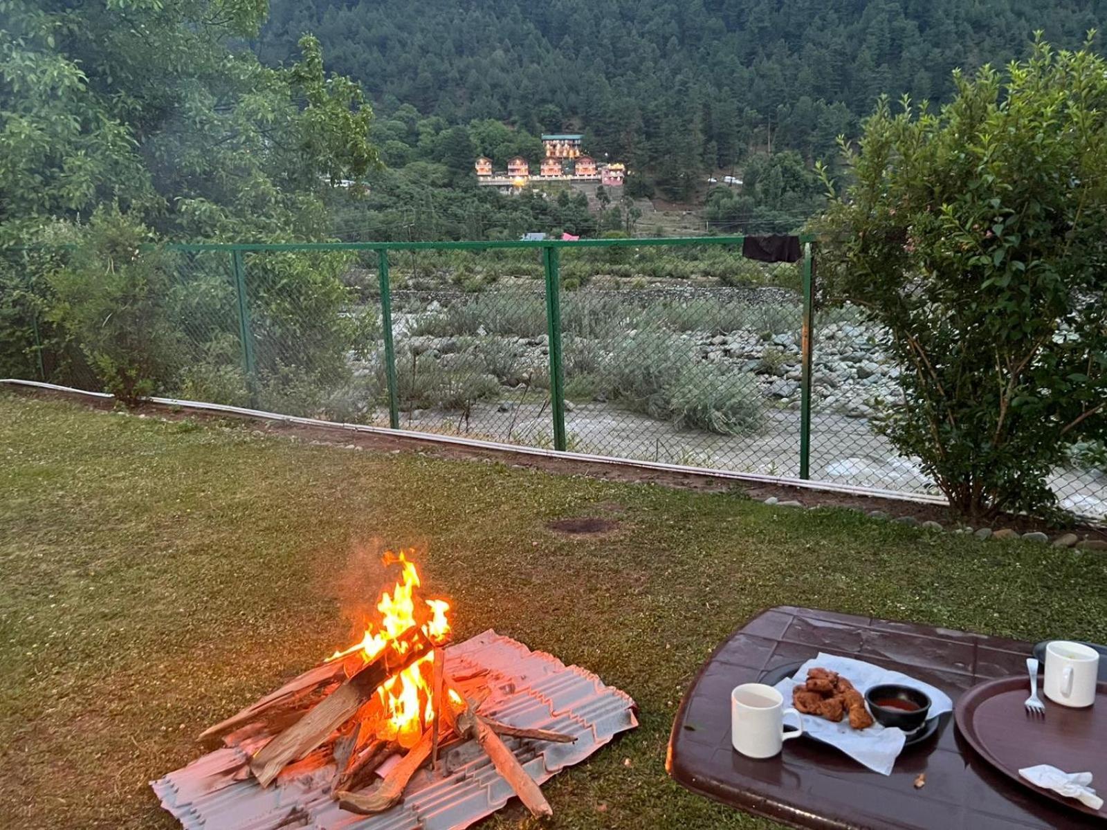 Birdsong Villa Pahalgam Exterior photo